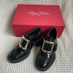 Roger Vivier Loafers in patent leather size 37